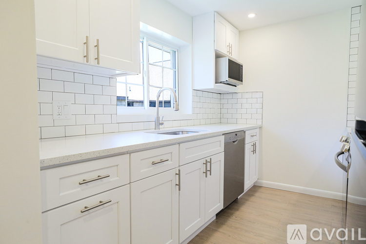 42 N Main St 1 Condo for Rent - Photo gallery 3