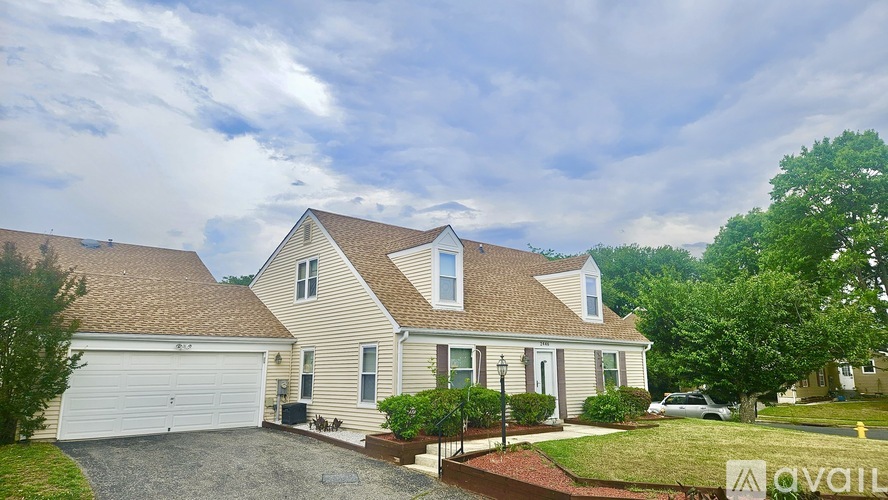 2446 Hyannis Lane 4 Beds Single Family Home for Rent - Photo gallery 2