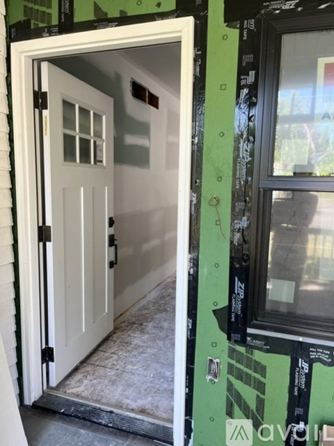 2149 Pontiac Drive 2 Beds Apartment for Rent