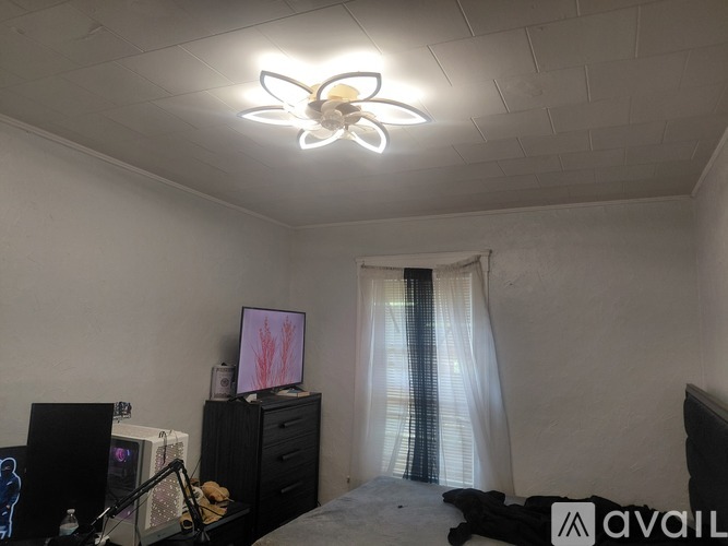 395 9th Avenue 3 Beds Apartment for Rent - Photo gallery 3
