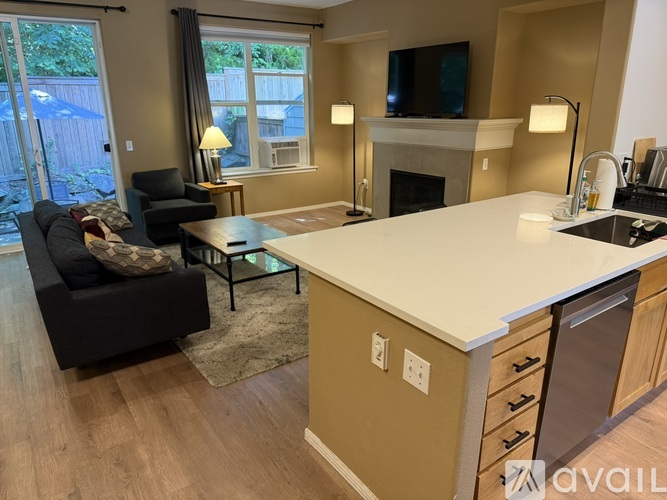 13255 Southwest Yale Place 2 Beds Townhouse for Rent - Photo gallery 4