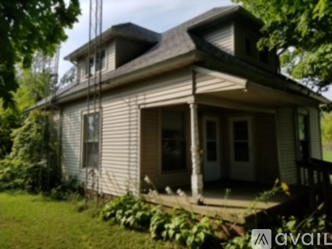 308 N Vine St 3 Beds Single Family Home for Rent - Photo gallery 2