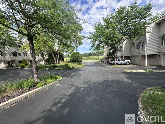 442 Meadowridge Circle 2 Beds Condo for Rent - Photo gallery 1