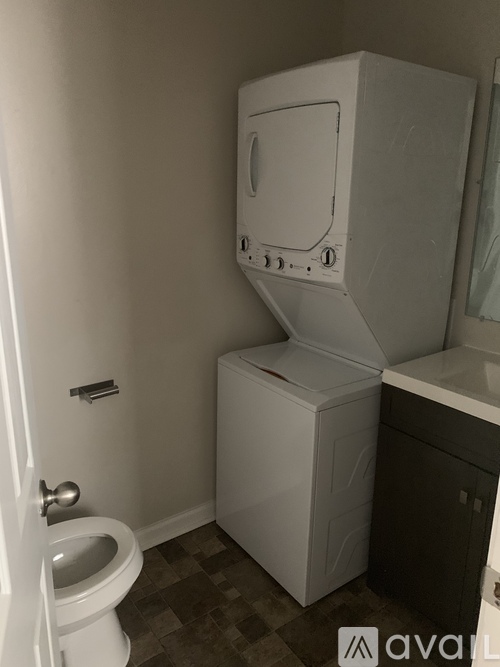 230 Chicago Ave 2 Beds Apartment for Rent - Photo gallery 2
