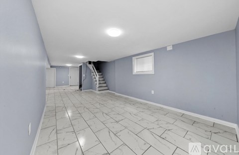 6621 S California Ave 7 Beds Apartment for Rent