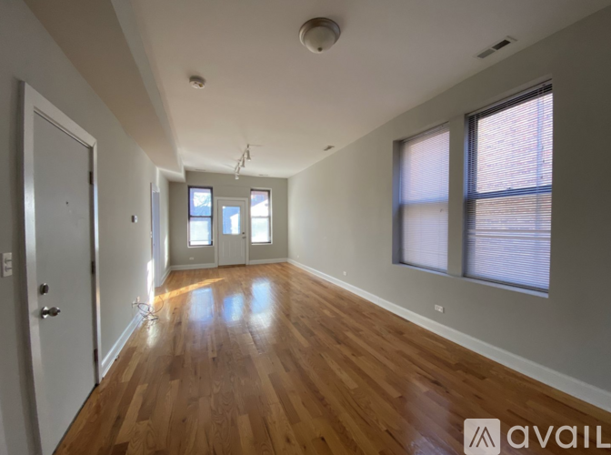 2540 W Augusta Blvd 2 Beds Apartment for Rent - Photo gallery 1