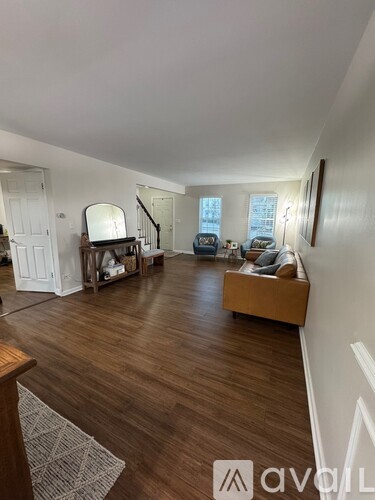 1305 Regent Drive 3 Beds Single Family Home for Rent - Photo gallery 3