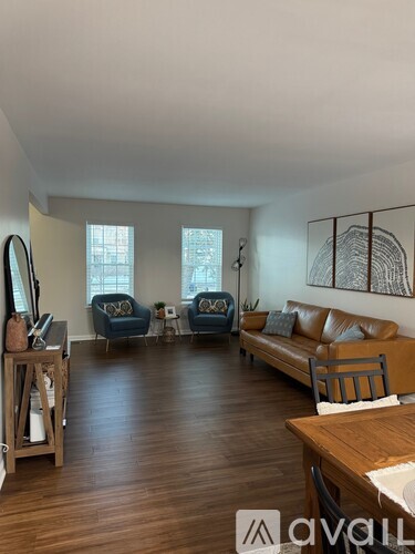 1305 Regent Drive 3 Beds Single Family Home for Rent - Photo gallery 4
