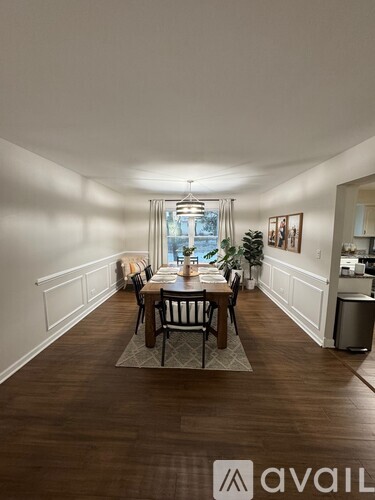 1305 Regent Drive 3 Beds Single Family Home for Rent - Photo gallery 5