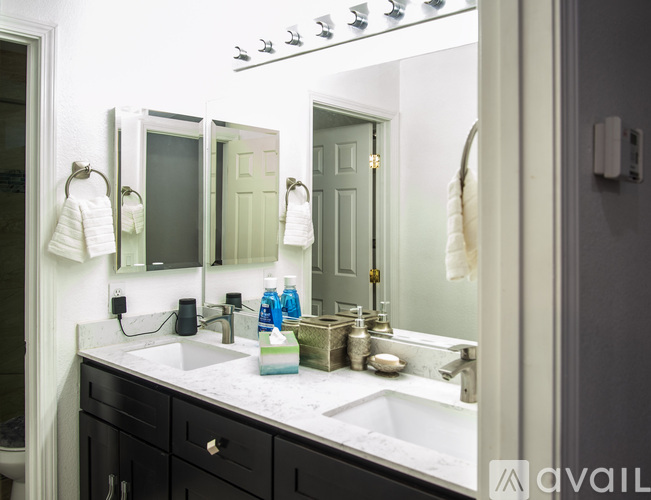 8404 Adams Valley St 4 Beds Single Family Home for Rent - Photo gallery 4