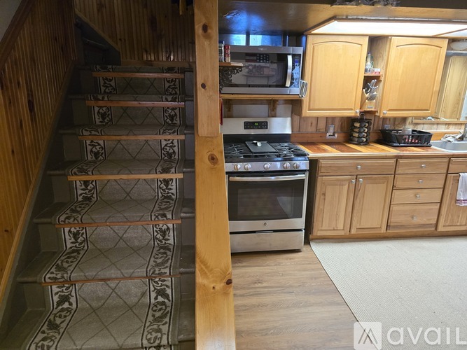 15861 Riverdale Road 2 Beds Single Family Home for Rent - Photo gallery 4