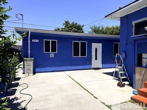 241 W 49Th St 3 Beds Apartment for Rent