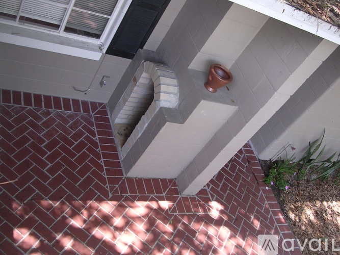 838 Rosalia Drive 2 Beds Single Family Home for Rent - Photo gallery 4