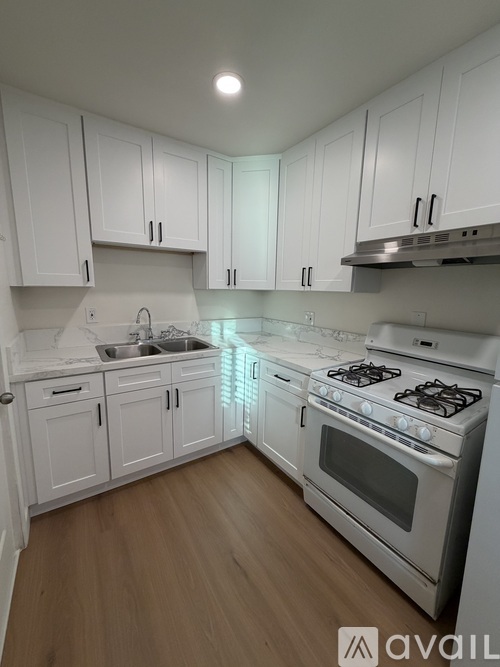2704 Highland Ave 3 Beds Apartment for Rent - Photo gallery 1