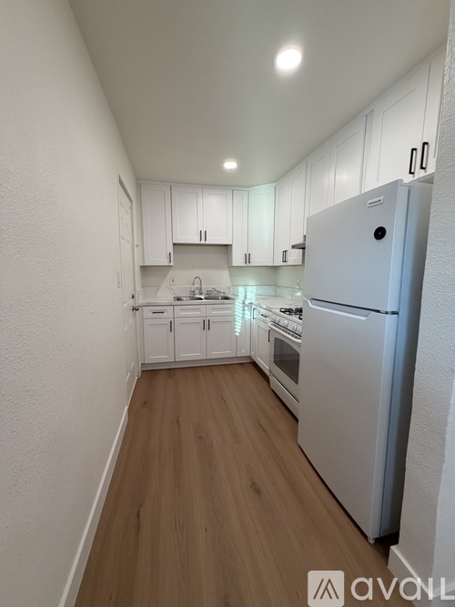 2704 Highland Ave 3 Beds Apartment for Rent - Photo gallery 2