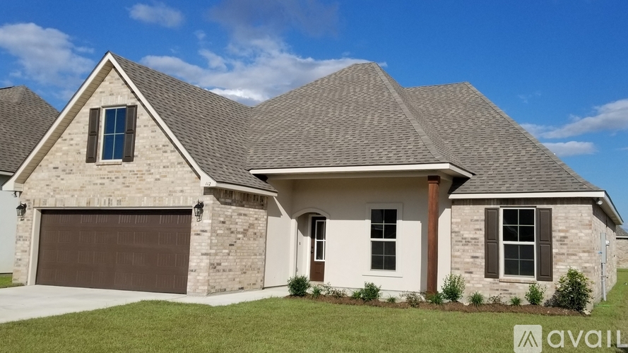 112 Melanie Rose Drive 4 Beds Single Family Home for Rent - Photo gallery 3