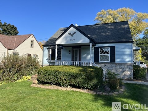 1130 Adelmann Avenue 3 Beds Apartment for Rent