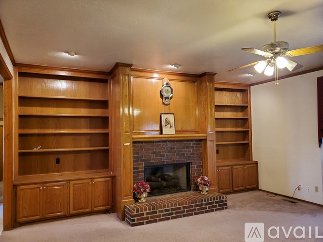 441 Cactus Rd 4 Beds Single Family Home for Rent - Photo gallery 4