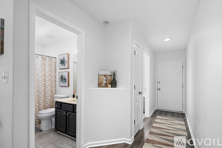 2901 Trailwood Lane 3 Beds Single Family Home for Rent - Photo gallery 2