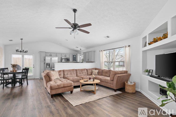 2901 Trailwood Lane 3 Beds Single Family Home for Rent - Photo gallery 3