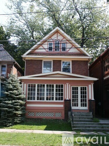 711 West 7th Street 2 Beds Apartment for Rent - Photo gallery 1