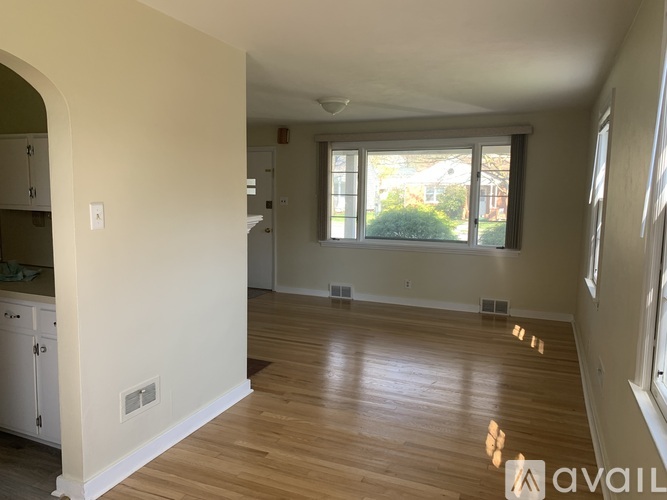106 East Maplewood Avenue 4 Beds Single Family Home for Rent - Photo gallery 4