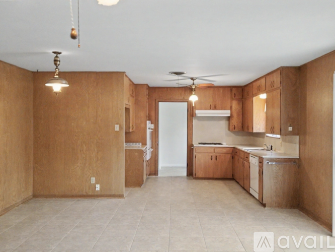 4010 Mockingbird Ln 3 Beds Single Family Home for Rent - Photo gallery 3