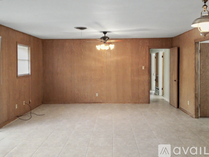 4010 Mockingbird Ln 3 Beds Single Family Home for Rent - Photo gallery 5