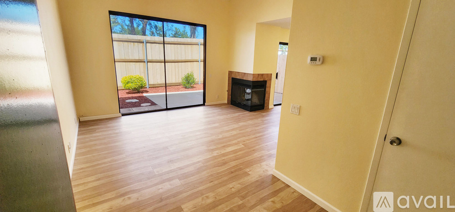 3676 Constellation Rd 2 Beds Townhouse for Rent - Photo gallery 3