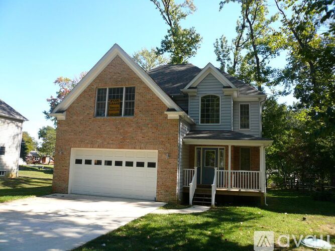 3511 Oak Dr 4 Beds Single Family Home for Rent - Photo gallery 1
