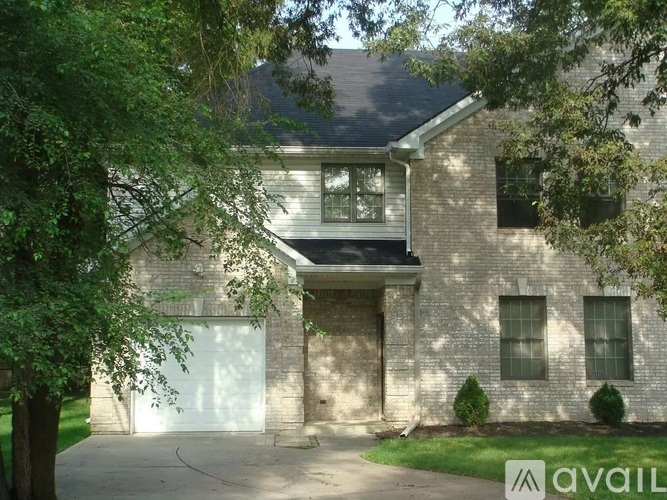 10604 Central Ave 3 Beds Townhouse for Rent - Photo gallery 1