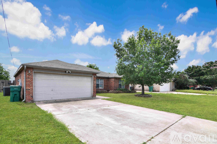 2107 Miller St 3 Beds Single Family Home for Rent - Photo gallery 2