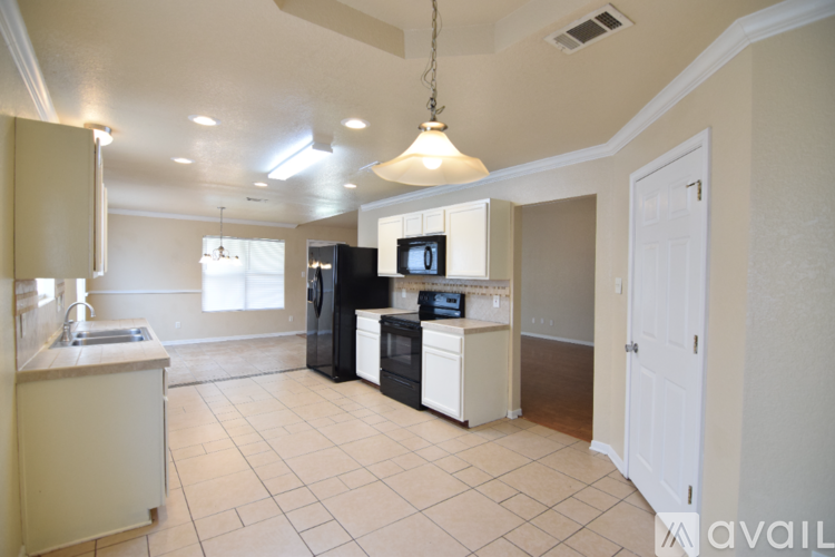 2107 Miller St 3 Beds Single Family Home for Rent - Photo gallery 4