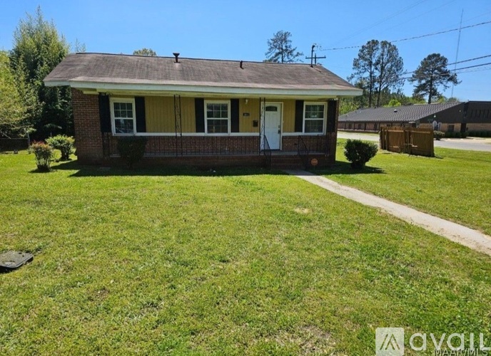 2813 Azalea Ave 3 Beds Single Family Home for Rent - Photo gallery 1