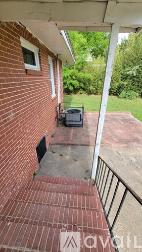 2813 Azalea Ave 3 Beds Single Family Home for Rent - Photo gallery 3