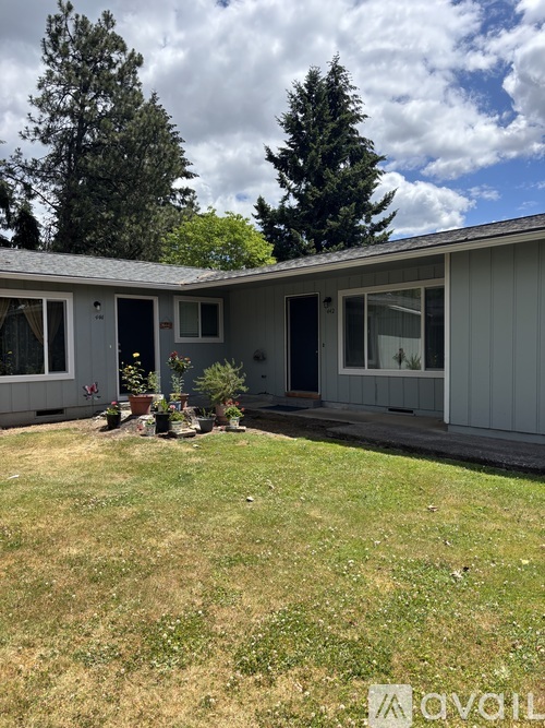 442 South Locust Street 2 Beds Single Family Home for Rent - Photo gallery 2