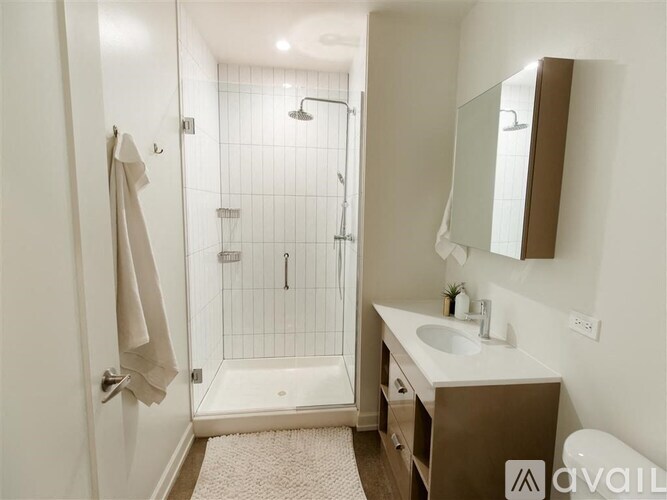 108 W Chicago Ave Studio Apartment for Rent - Photo gallery 5