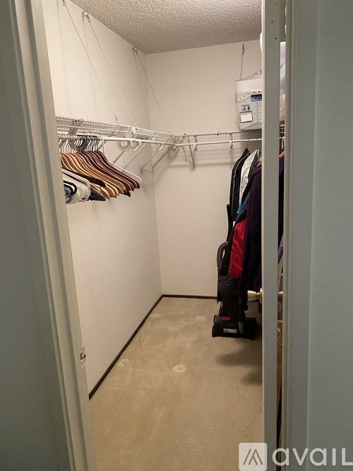Kenbrook Circle 2 Beds Condo for Rent - Photo gallery 5