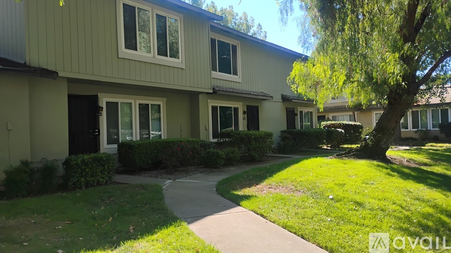 8732 Woodman Way 3 Beds Condo for Rent - Photo gallery 1