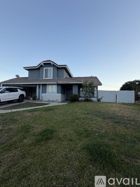 1779 West Summit Avenue 3 Beds Apartment for Rent