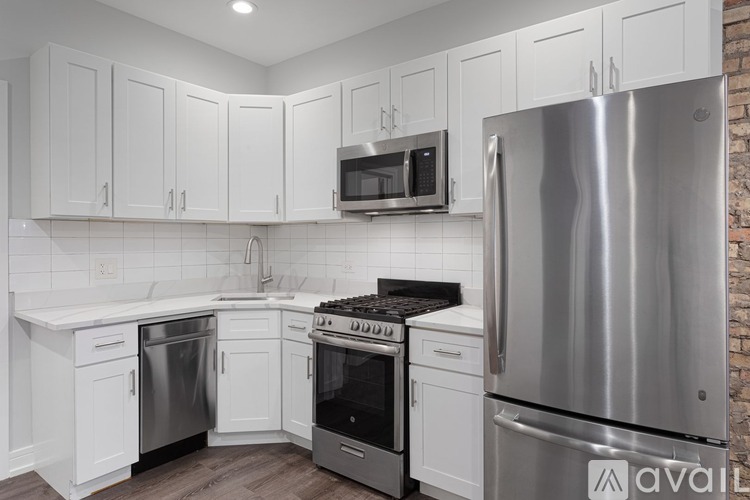 1063 W Glenlake Ave 1 Apartment for Rent - Photo gallery 2