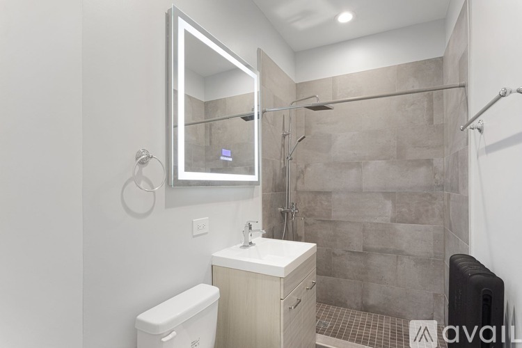 1063 W Glenlake Ave 1 Apartment for Rent - Photo gallery 3