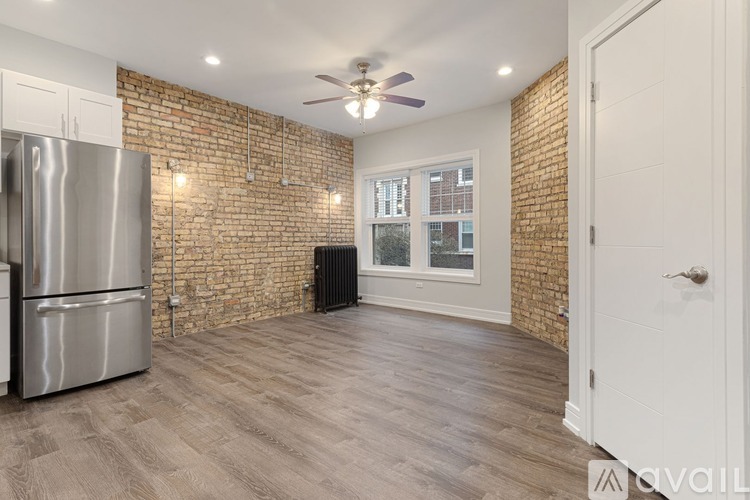 1063 W Glenlake Ave 1 Apartment for Rent - Photo gallery 4