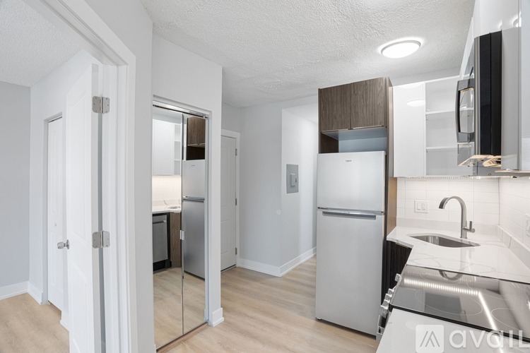 6026 N Winthrop Ave 2 Beds Apartment for Rent - Photo gallery 4