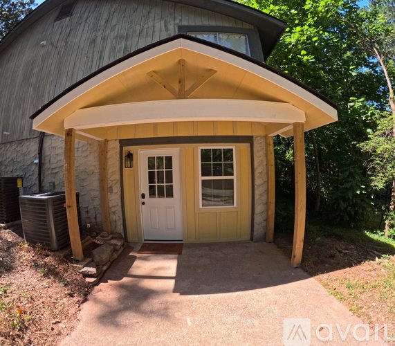 2672 Suzanne Ln
