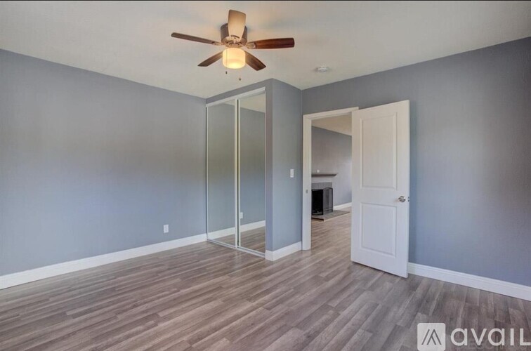 9425 Apple Street 4 Beds Single Family Home for Rent - Photo gallery 2