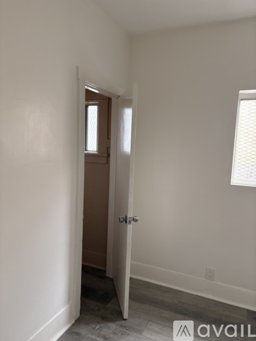 201 West 85th Place 2 Beds Single Family Home for Rent - Photo gallery 1