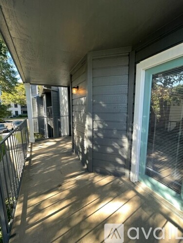 4502 Lake Shore Drive 1 Apartment for Rent - Photo gallery 2