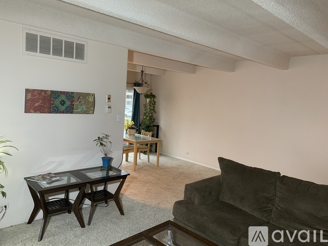1888 South Jackson Street 2 Beds Apartment for Rent - Photo gallery 2