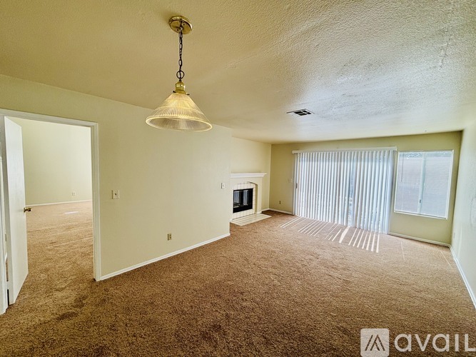 36905 Pond Ave 4 Beds Single Family Home for Rent - Photo gallery 5
